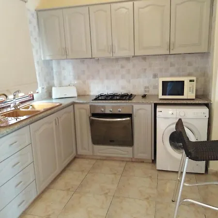 ホテル Lovely 7 Bedroom 4*